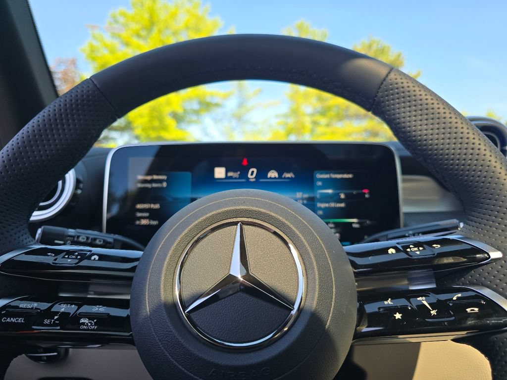 New 2027 Mercedes-Benz GLC 300 4MATIC image 28