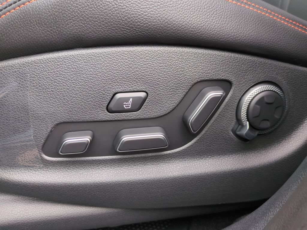 New 2026 Genesis GV70 2.5T Sport Prestige AWD/4WD image 16