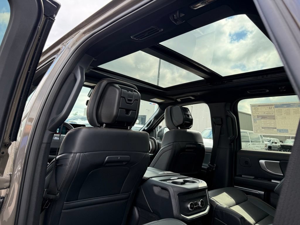 New 2027 Ford Expedition Tremor w/ Driver's Package AWD/4WD image 18