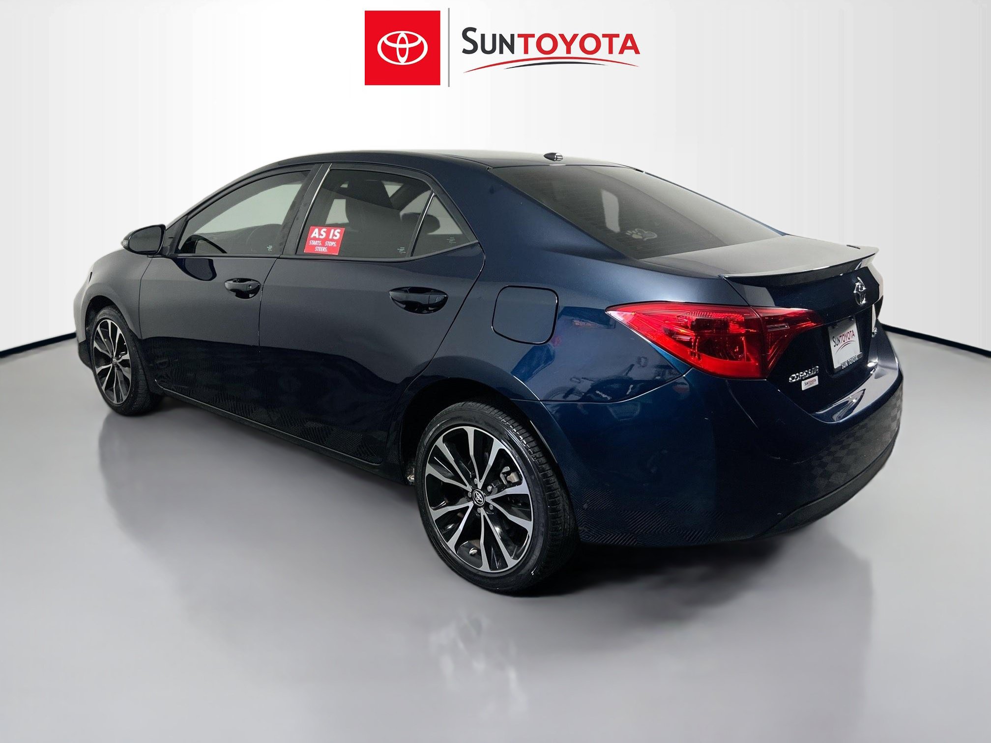 Used 2017 Toyota Corolla XSE FWD image 6
