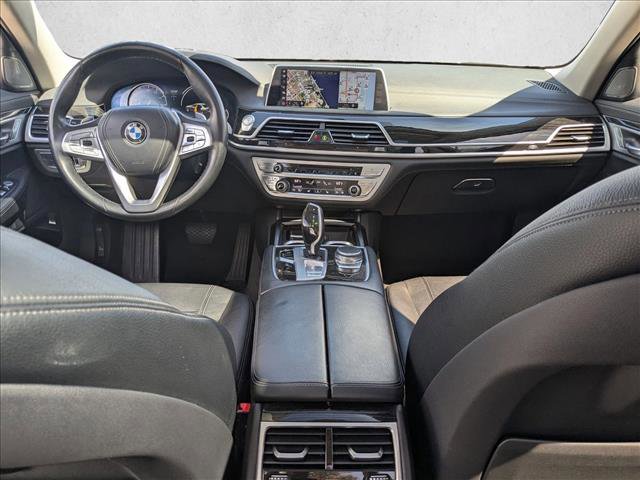 Used 2018 BMW 740i xDrive image 19