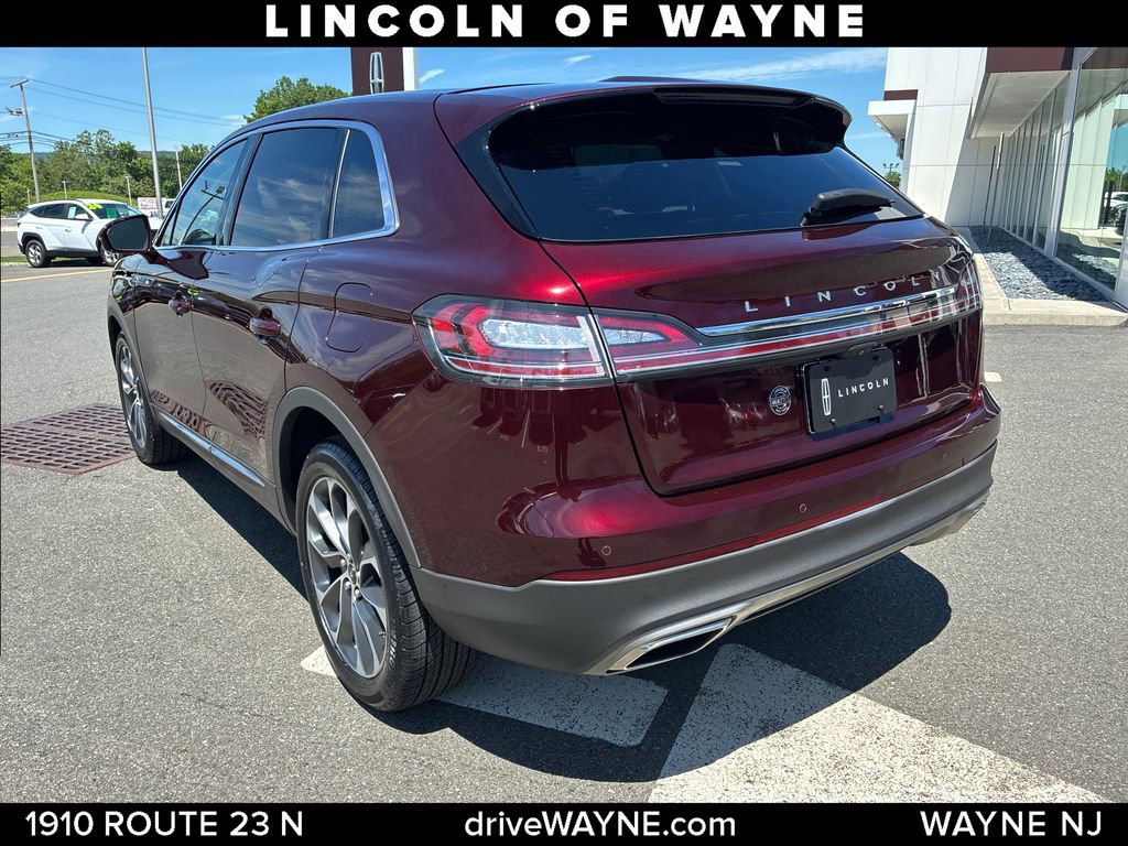 Used 2023 Lincoln Nautilus Reserve AWD/4WD image 4