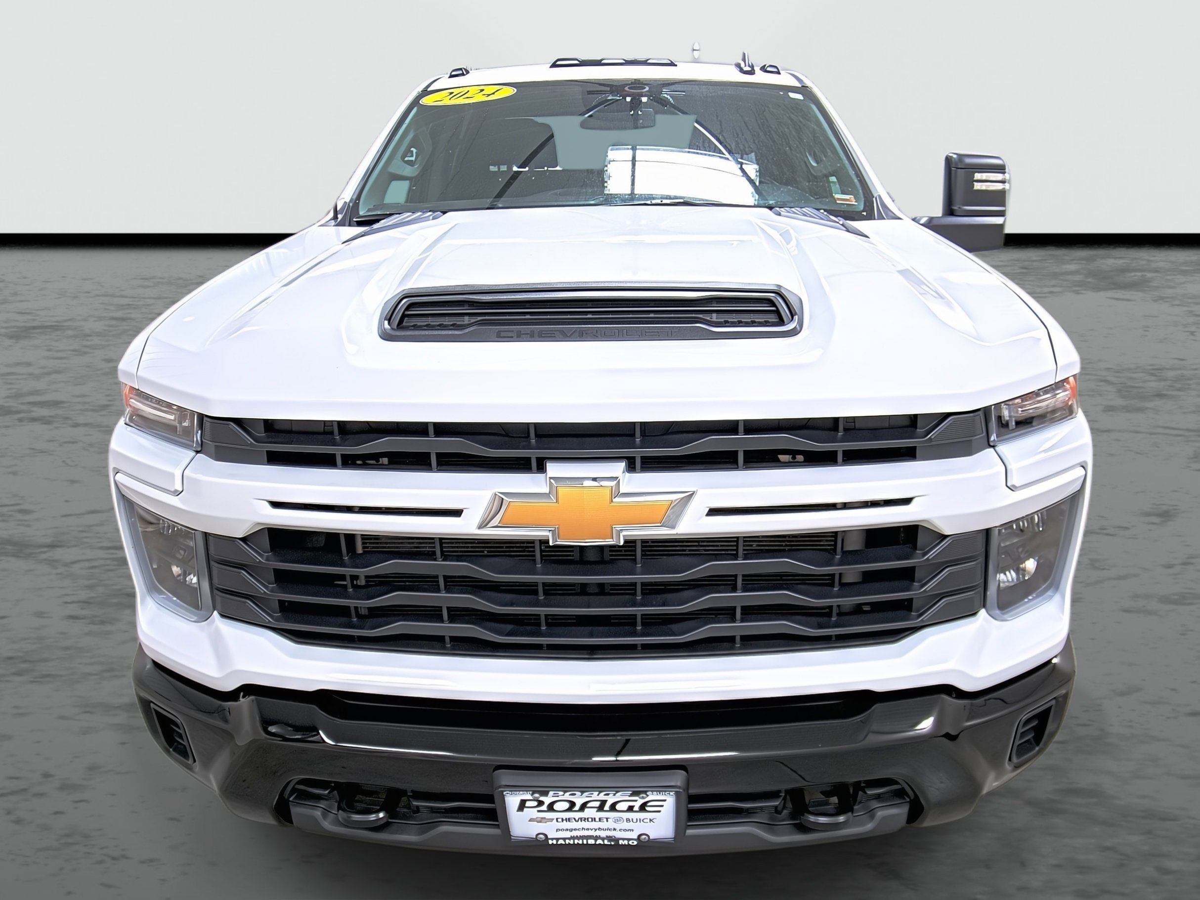 Used 2024 Chevrolet Silverado 2500 Custom w/ Custom Convenience Package image 6