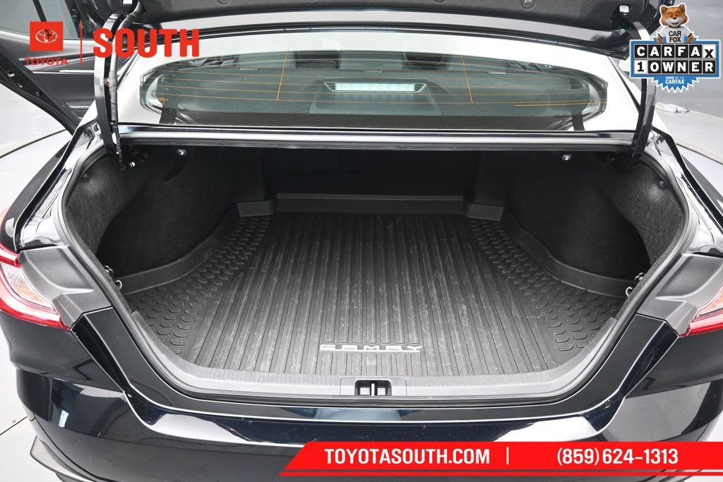Used 2026 Toyota Camry SE FWD image 26