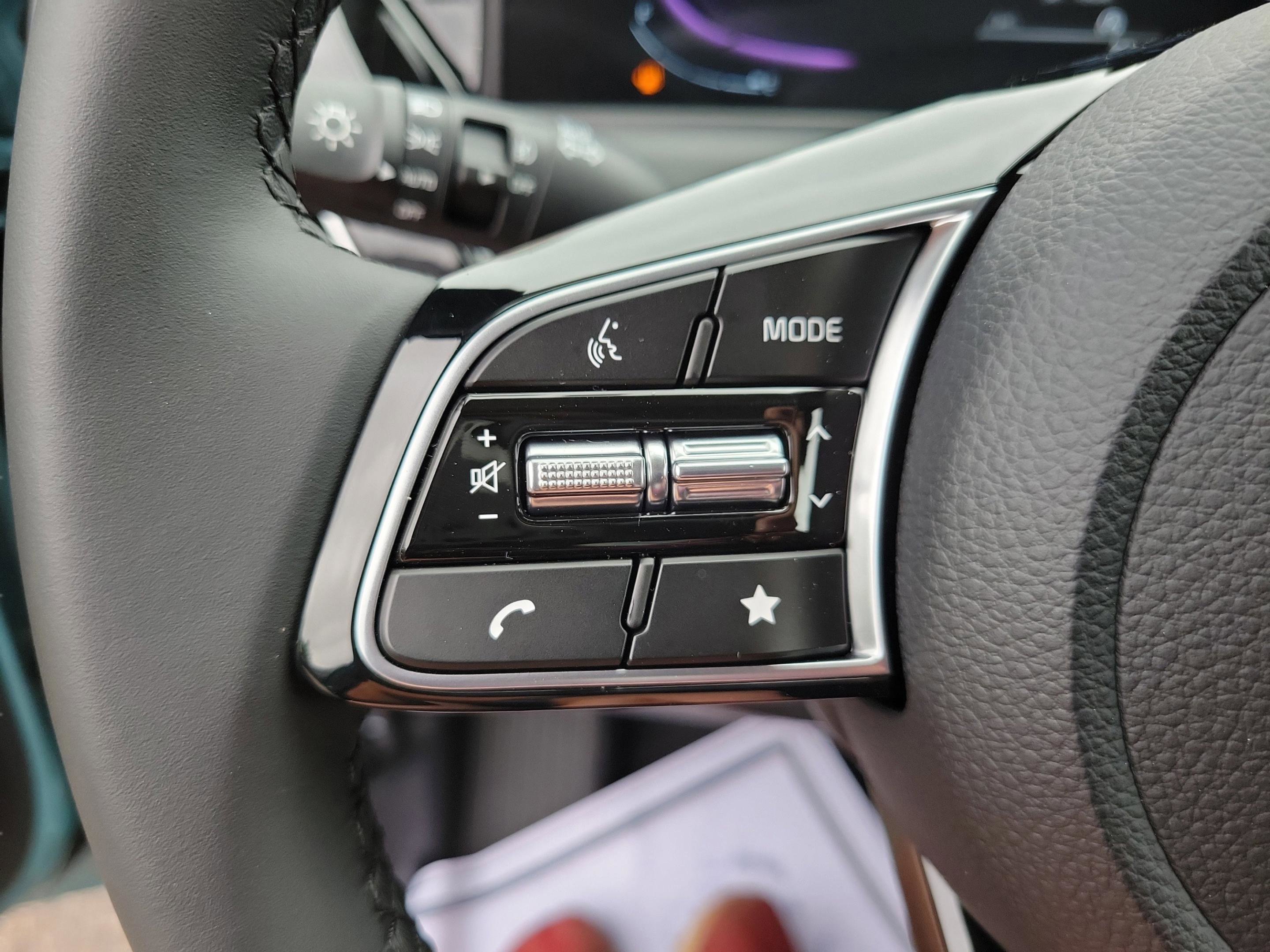 New 2025 Kia Seltos S image 28