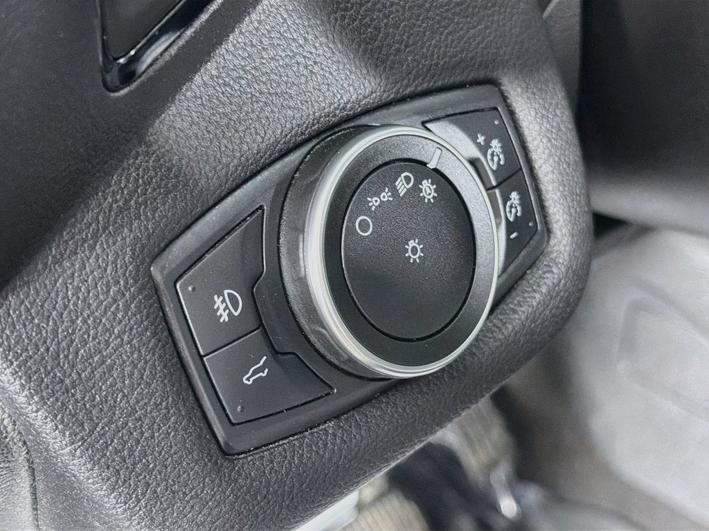 Used 2019 Ford Escape Titanium AWD/4WD image 10