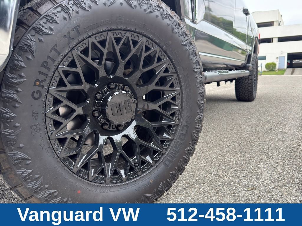 Used 2025 Ford F250 Lariat w/ FX4 Off-Road Package AWD/4WD image 6