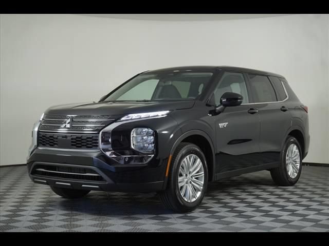 Used 2024 Mitsubishi Outlander ES AWD/4WD image 3