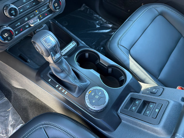 New 2026 Ford Bronco Outer Banks AWD/4WD image 32