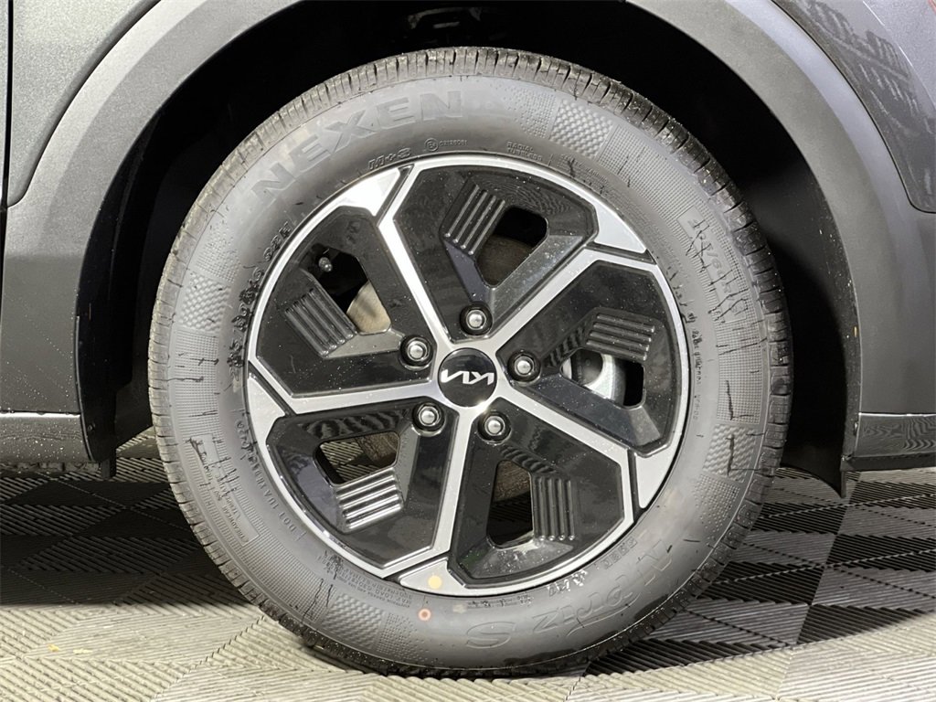 New 2026 Kia Niro EX image 10