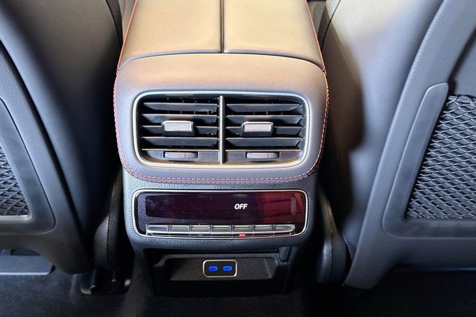 New 2026 Mercedes-Benz GLE 53 AMG 4MATIC image 23