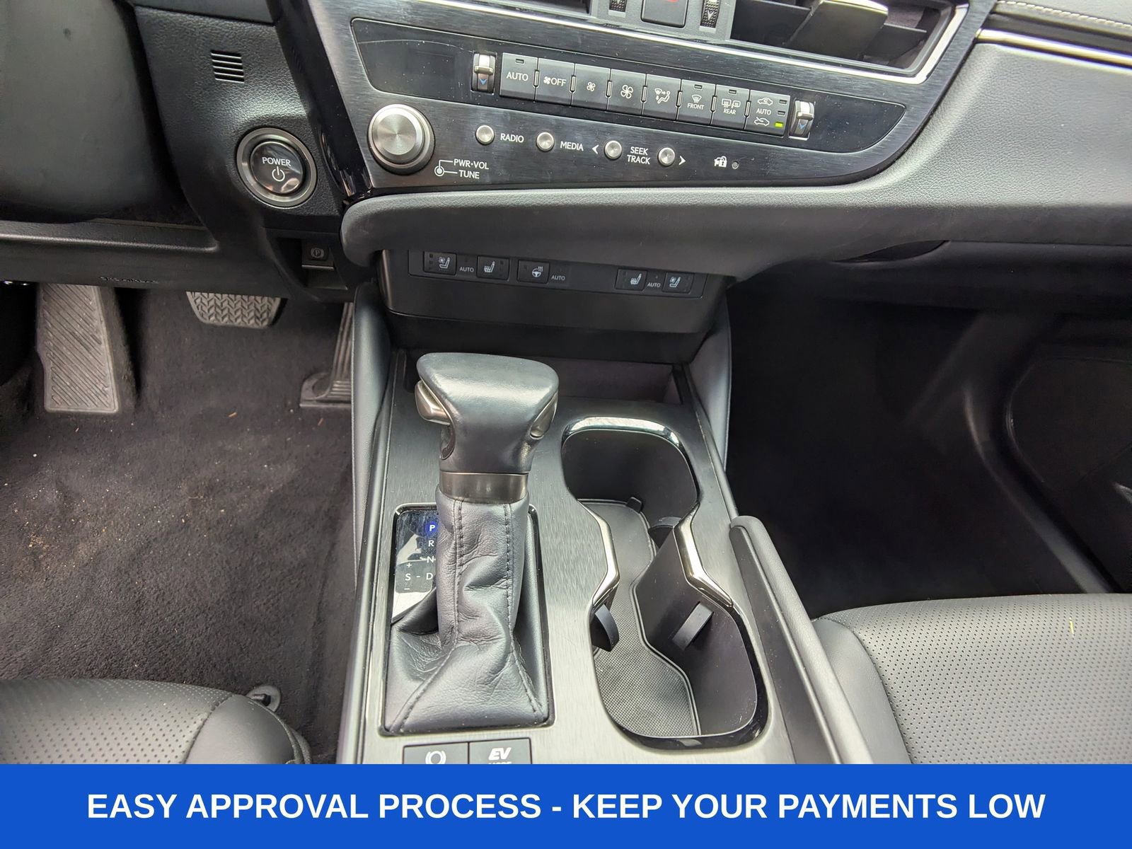 Used 2023 Lexus ES 300h w/ Premium Package image 33