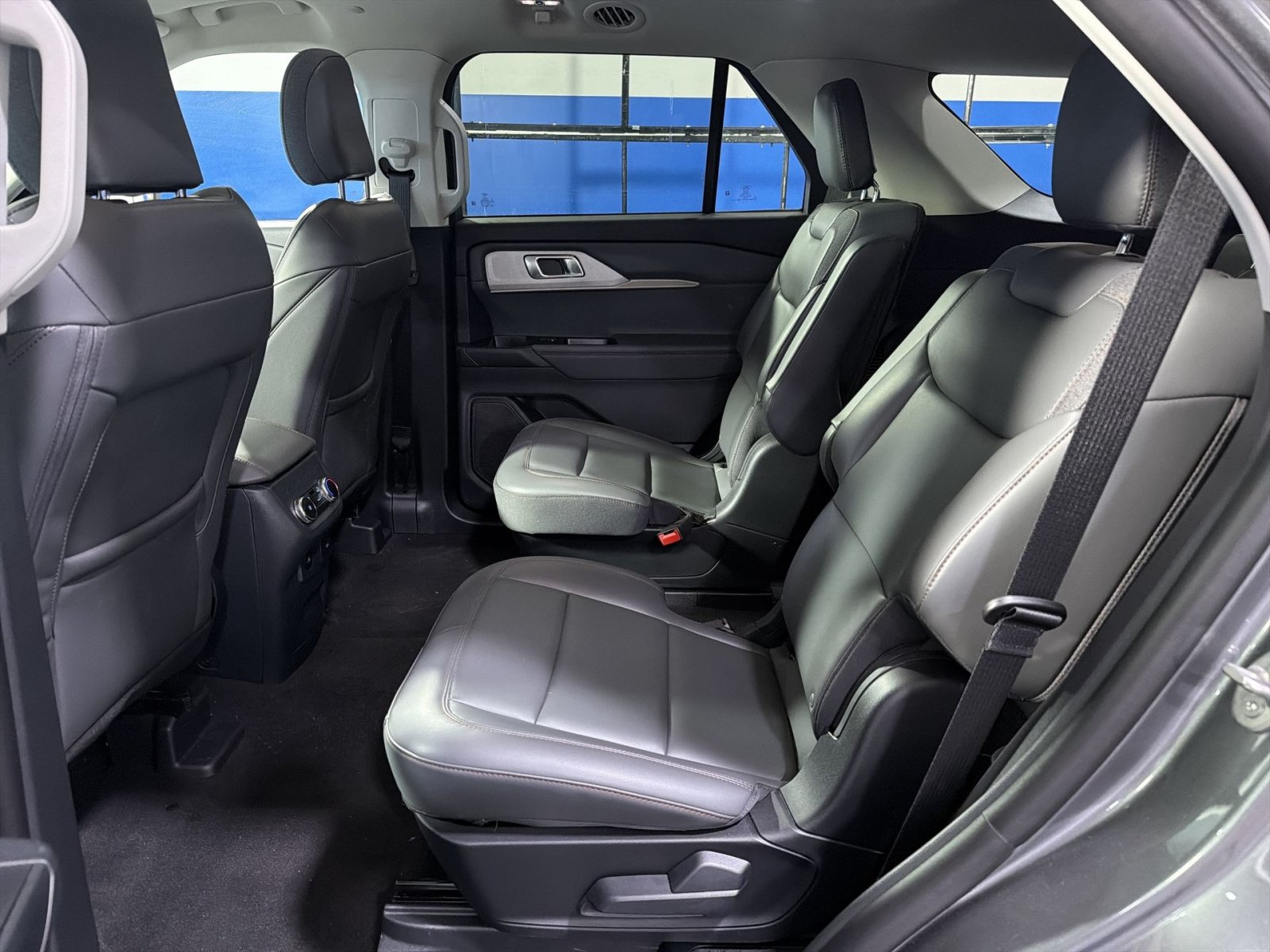 New 2026 Ford Explorer Active w/ Active Comfort Package AWD/4WD image 29