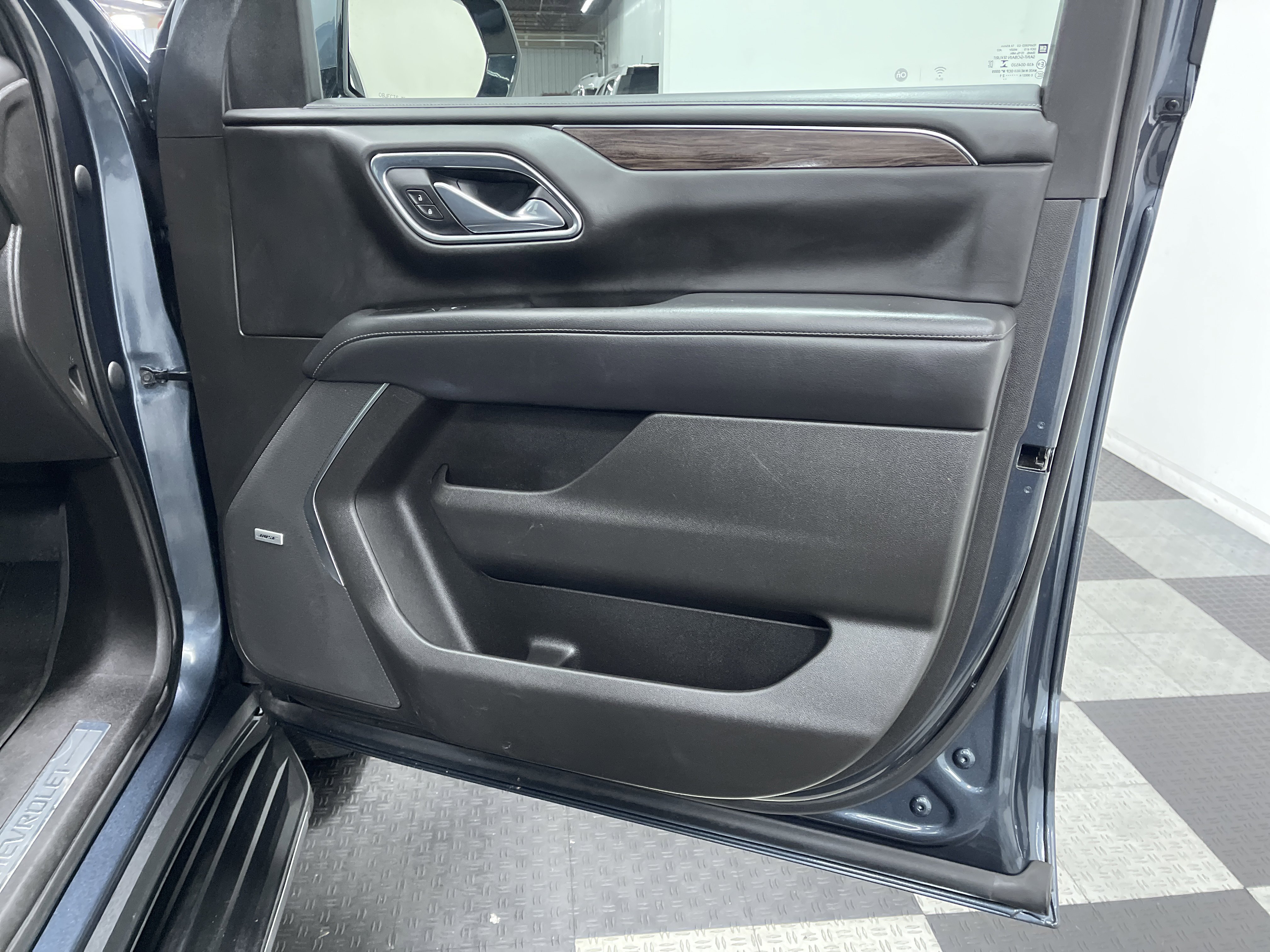 Used 2021 Chevrolet Tahoe LT image 25