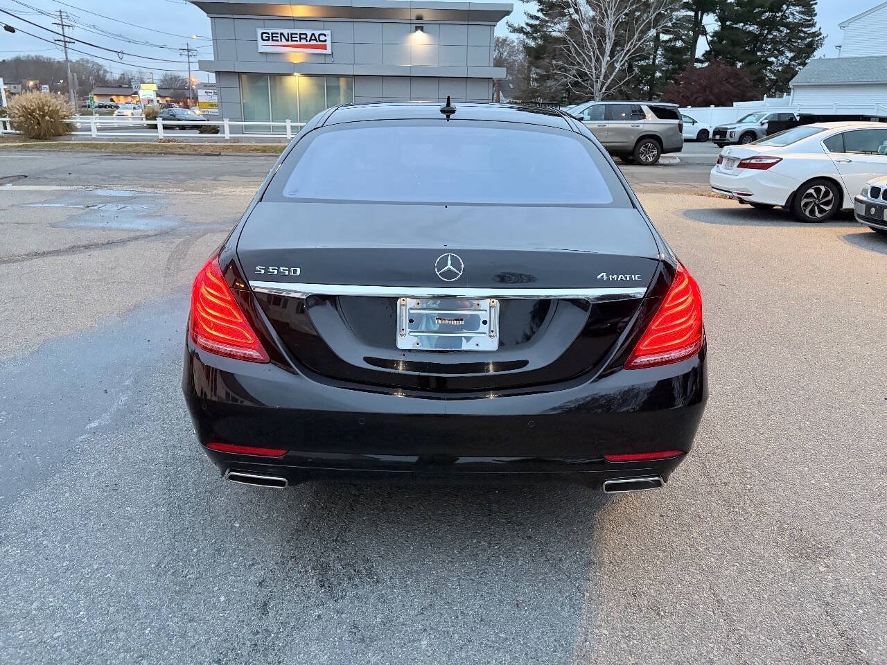 Used 2015 Mercedes-Benz S 550 4MATIC Sedan image 9