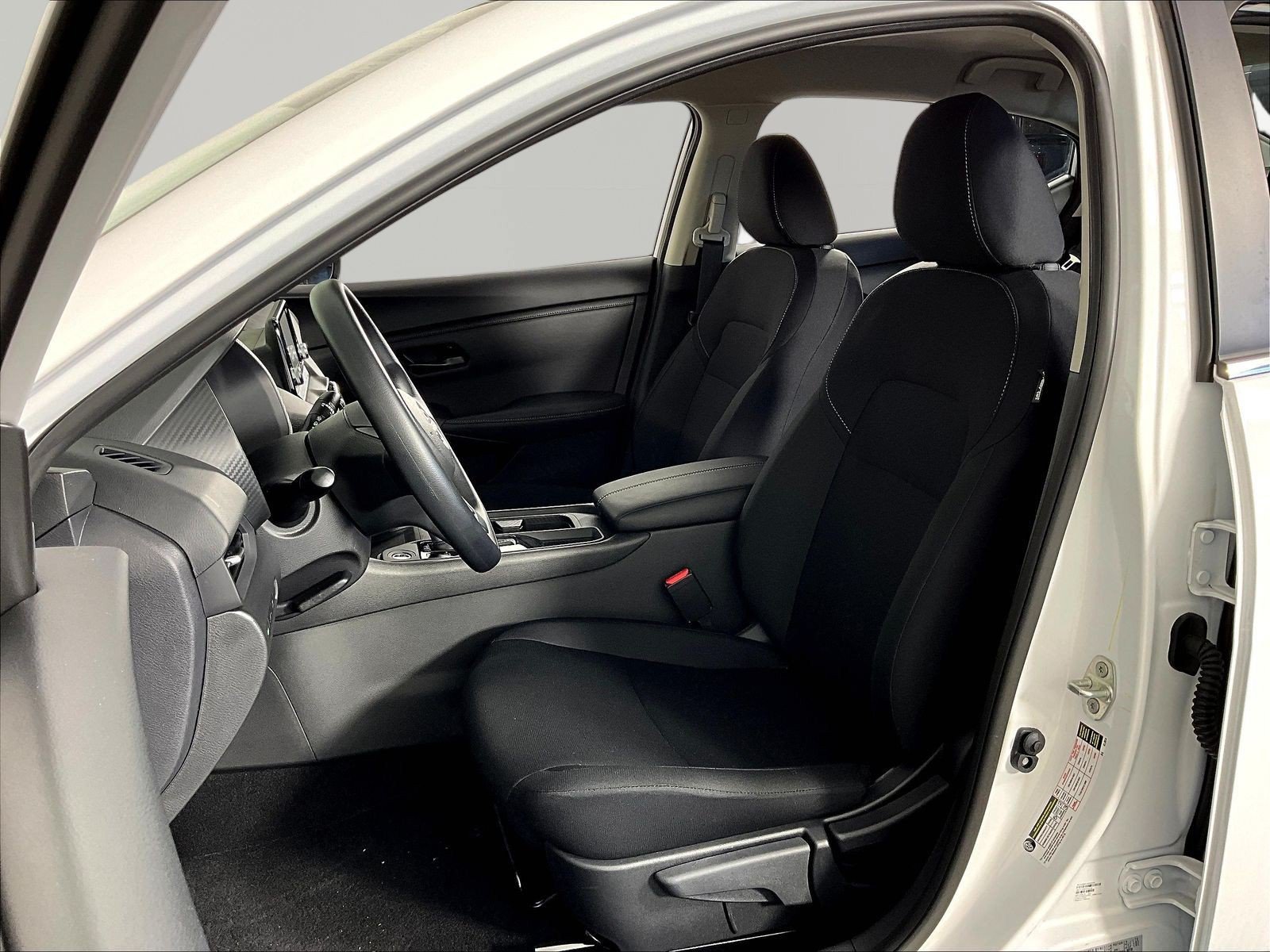 Certified 2025 Nissan Sentra S FWD image 19