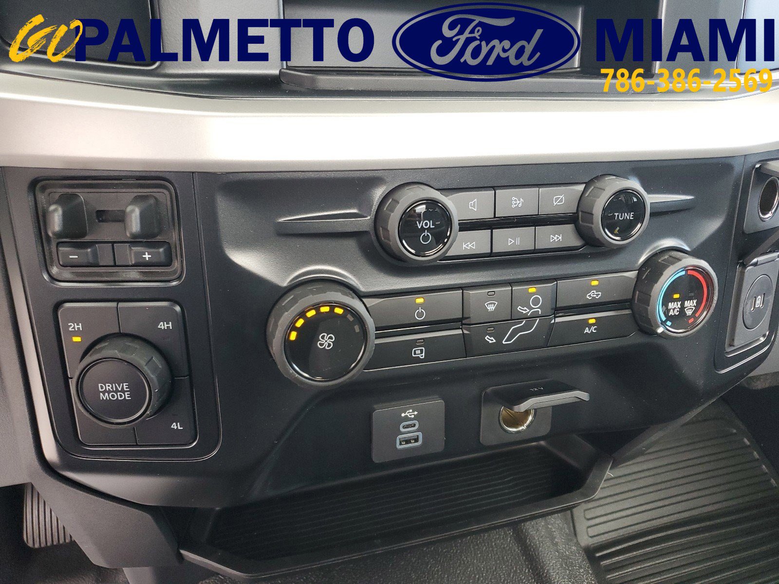 New 2024 Ford F450 XL image 12