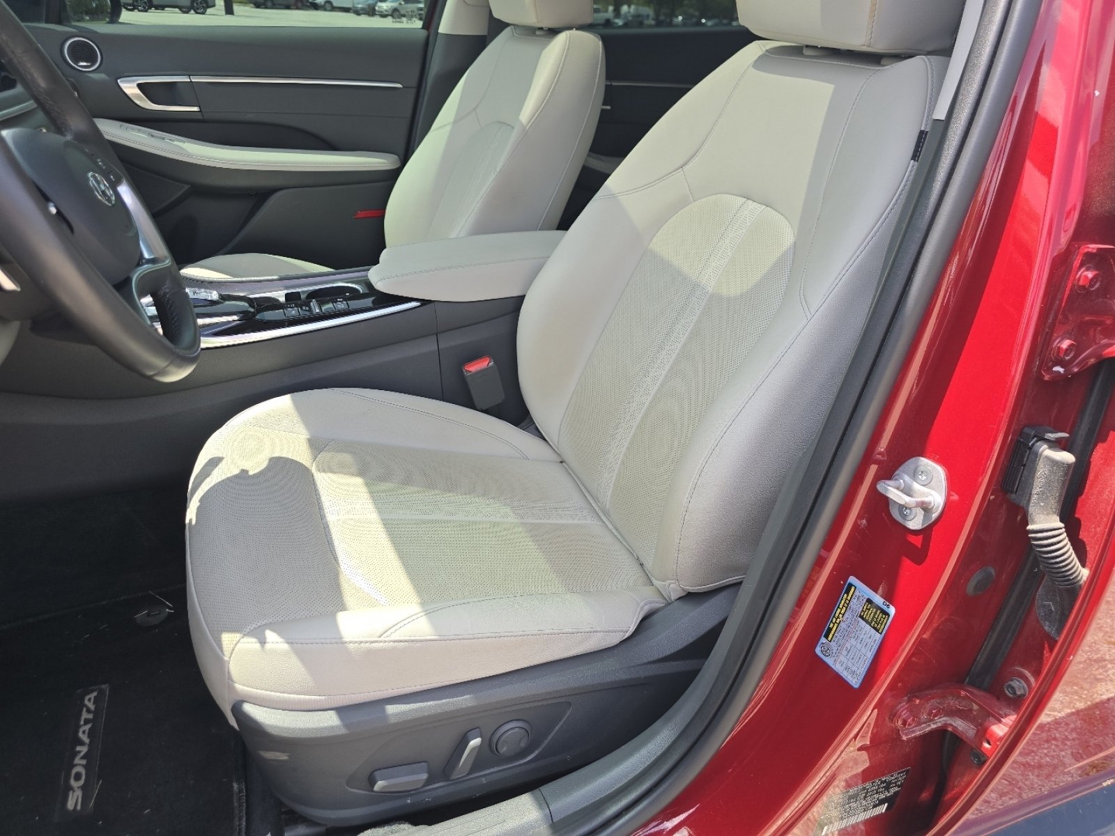 Used 2023 Hyundai Sonata Limited FWD image 24
