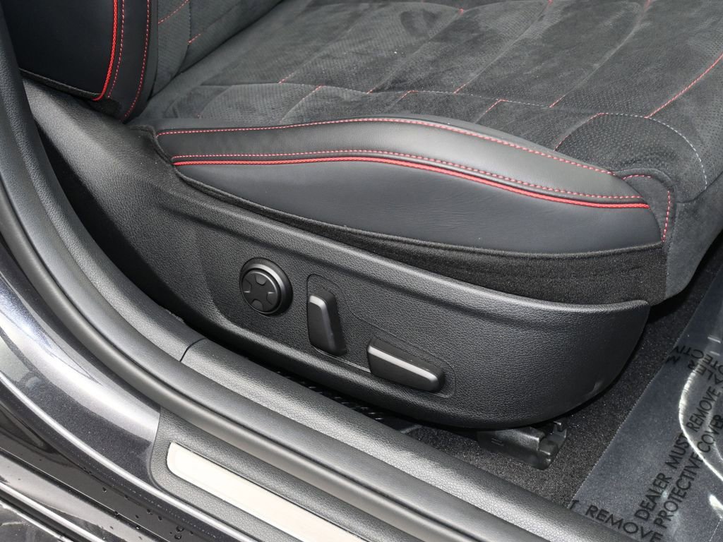 Used 2023 Kia Stinger GT2 image 53
