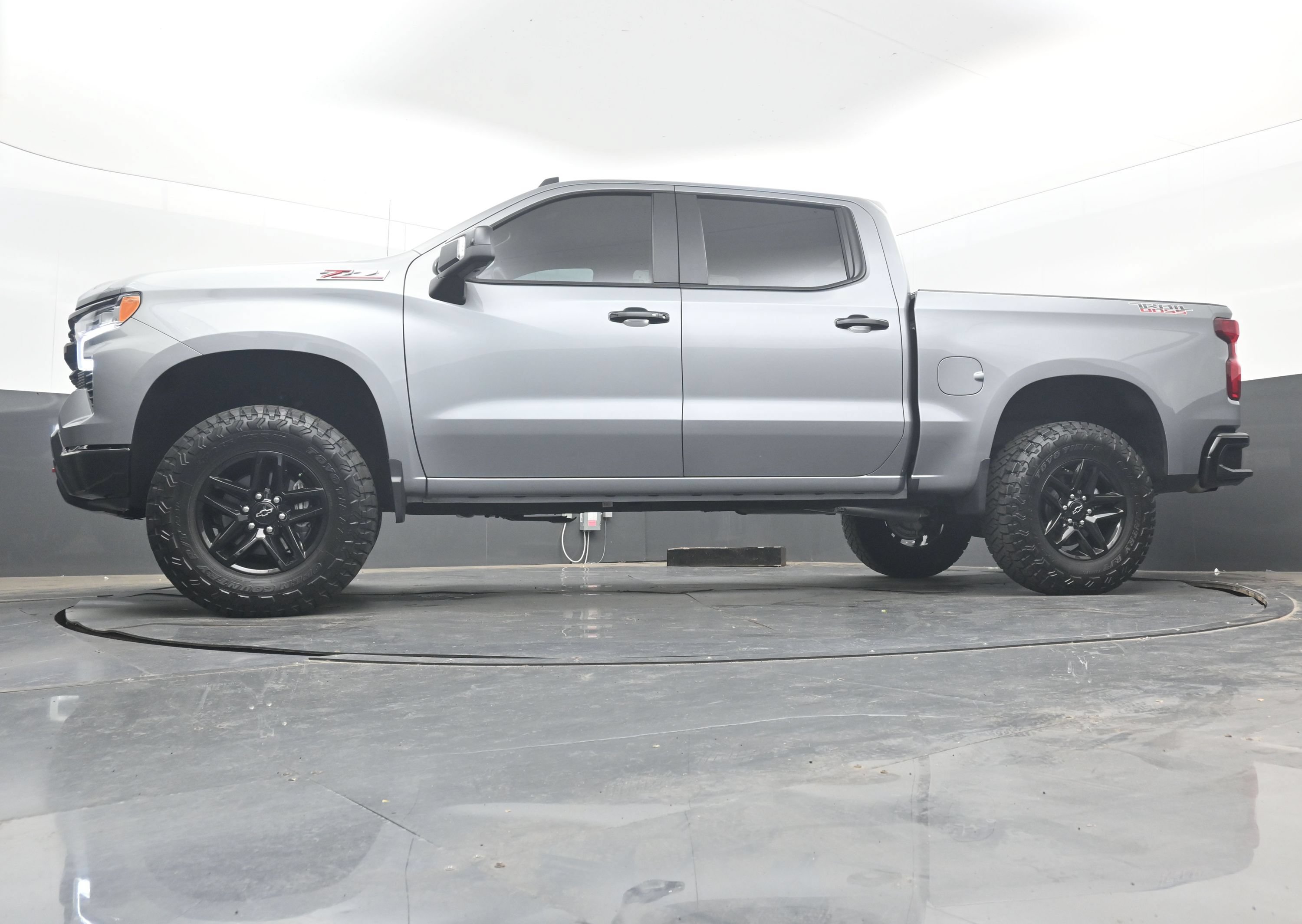 Used 2026 Chevrolet Silverado 1500 LT Trail Boss w/ LT Trail Boss Premium Package AWD/4WD image 25