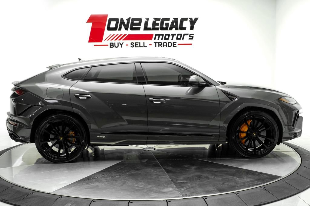Used 2024 Lamborghini Urus S AWD/4WD image 5