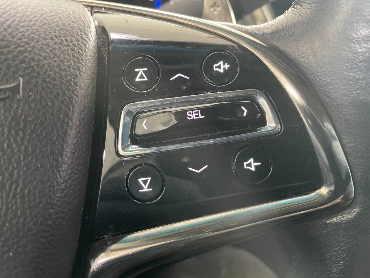 Used 2014 Cadillac CTS Luxury image 38