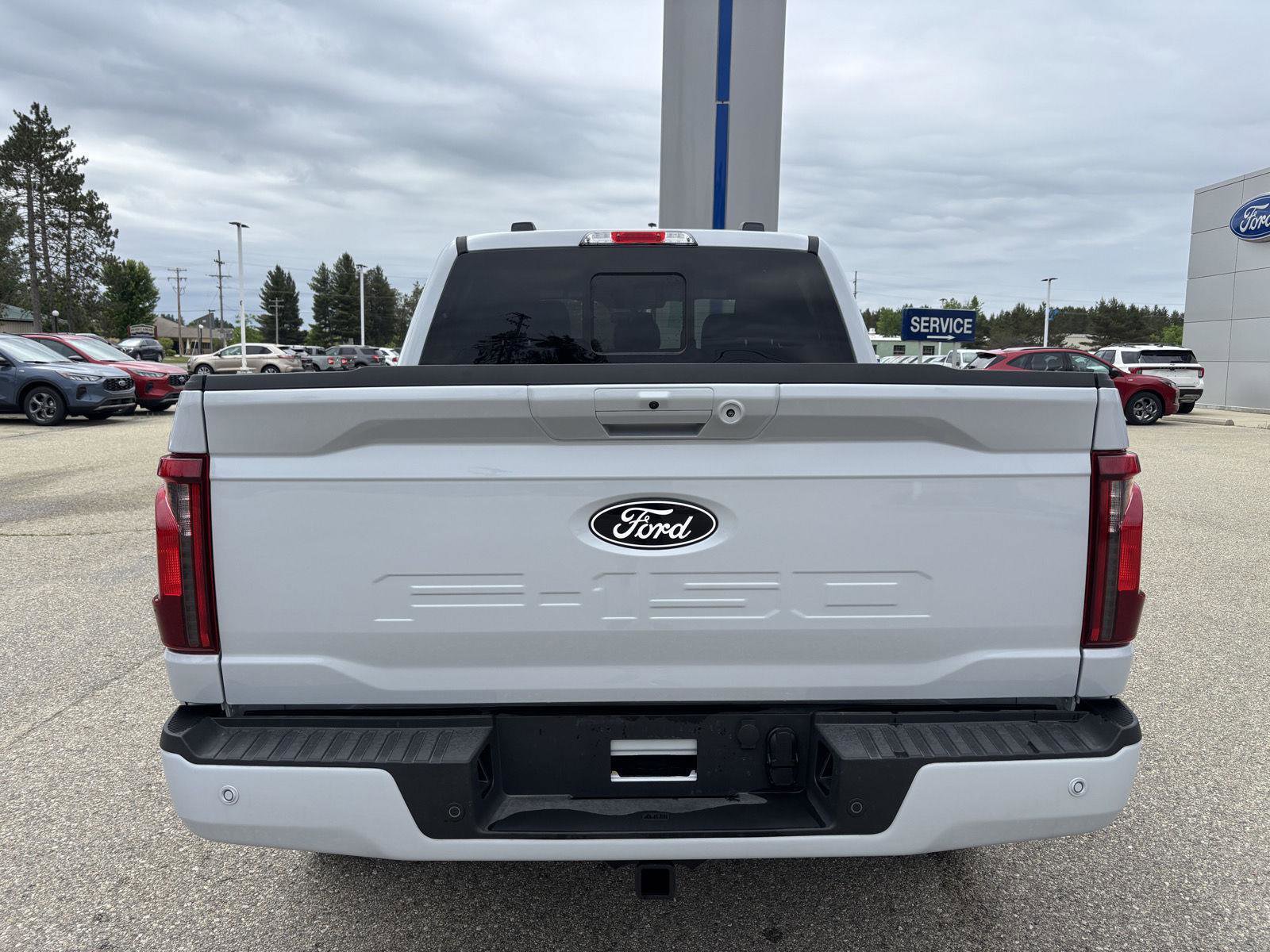New 2025 Ford F150 XLT w/ Equipment Group 302A MID image 4