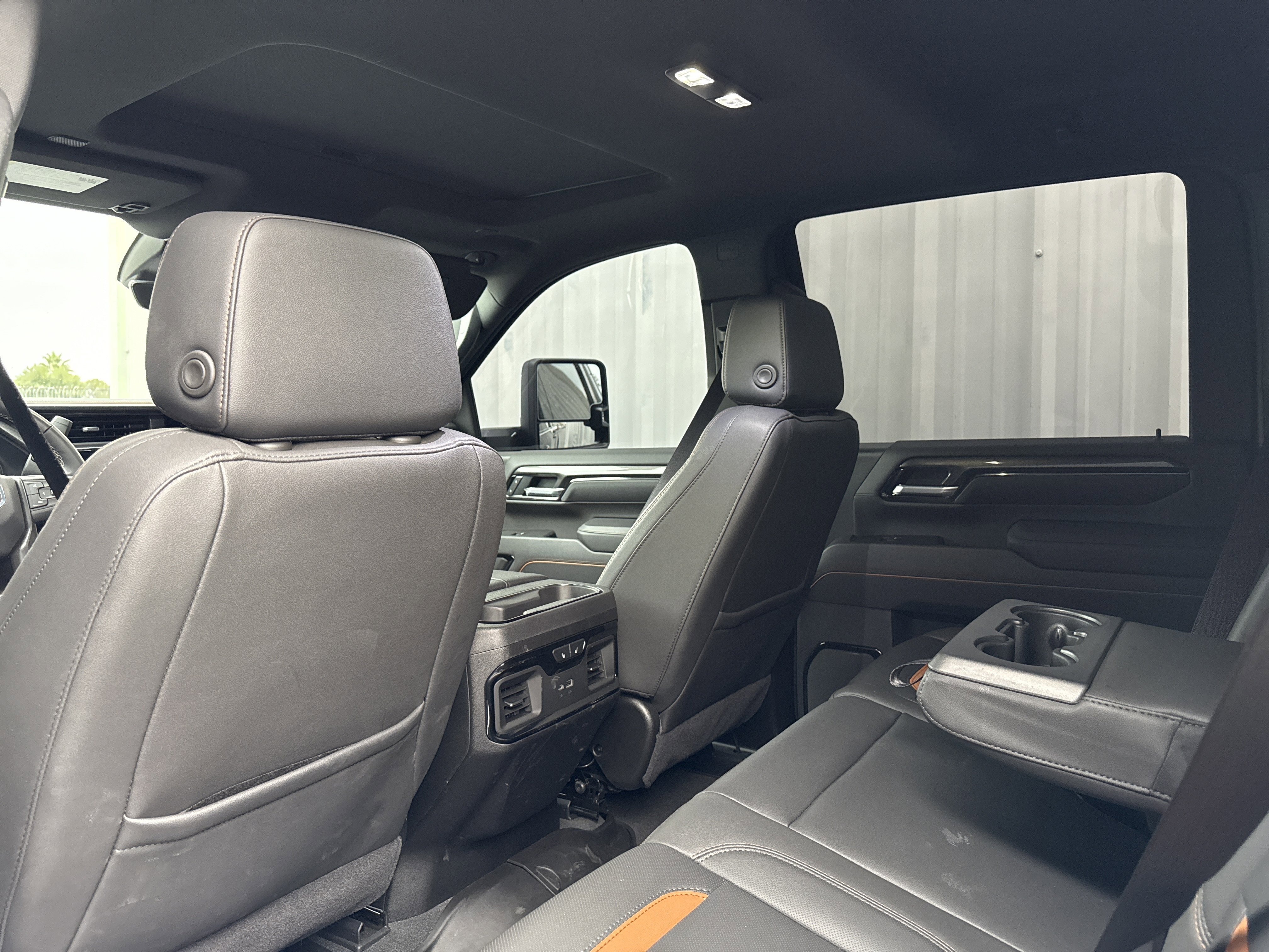 Used 2025 GMC Sierra 2500 AT4 w/ AT4 Premium Plus Package image 28