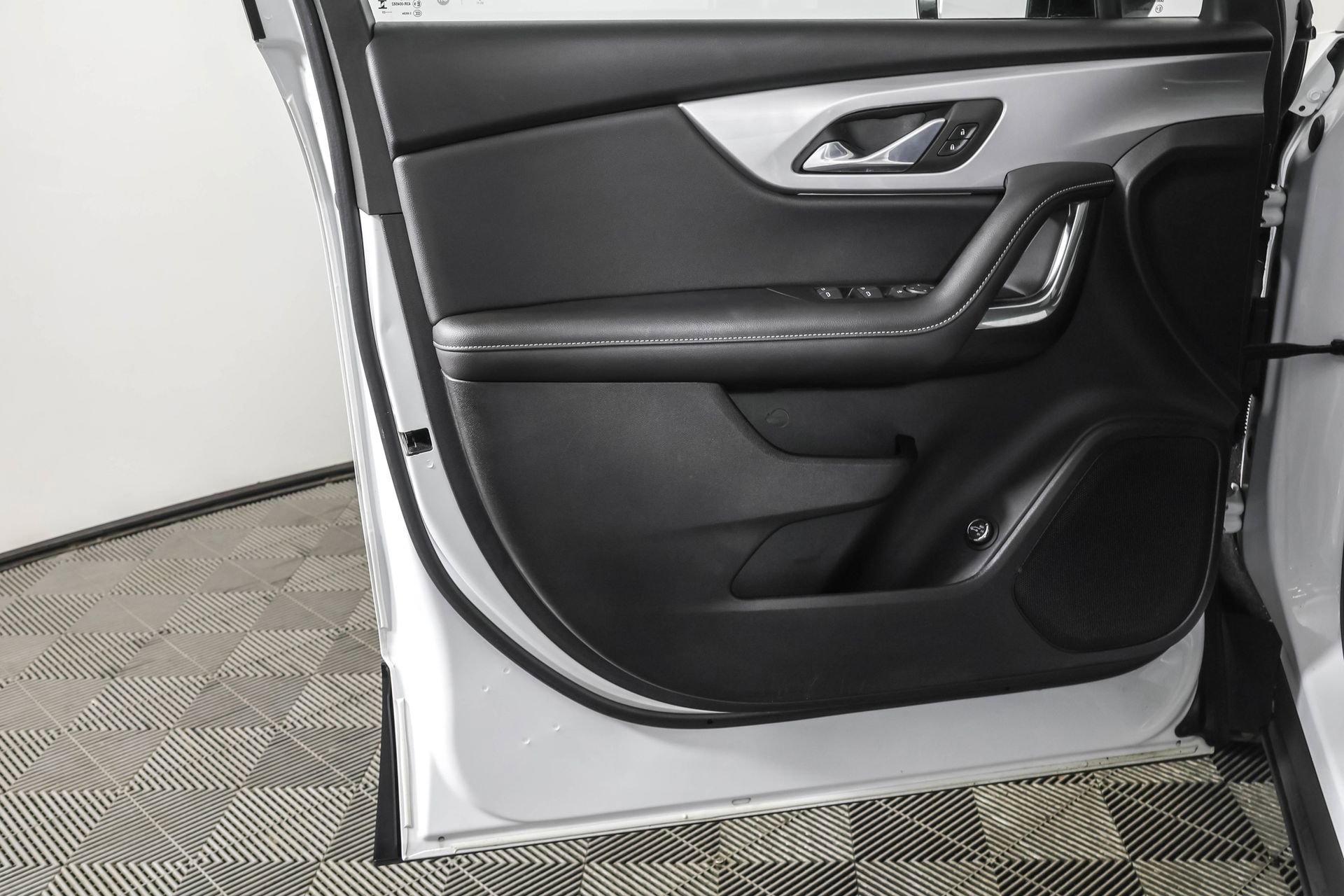 Used 2023 Chevrolet Blazer LT w/ LPO, Floor Liner Package AWD/4WD image 36