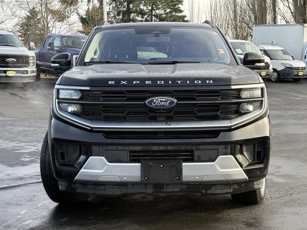 Certified 2025 Ford Expedition Max Platinum image 2