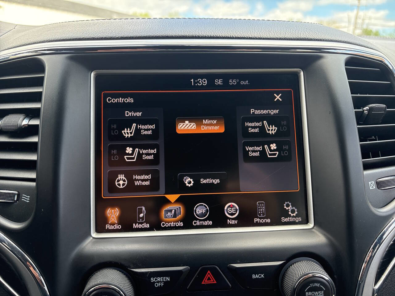 Used 2014 Jeep Grand Cherokee Summit AWD/4WD image 14