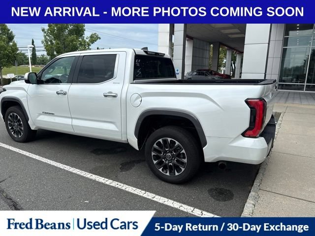Used 2024 Toyota Tundra Limited AWD/4WD image 8