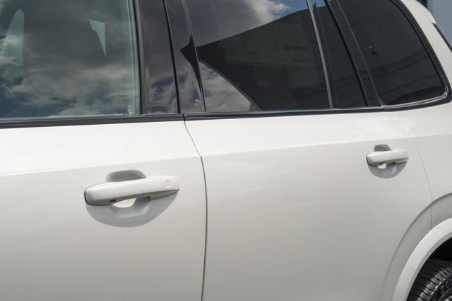 New 2026 Volvo XC90 B6 Ultra w/ Protection Package Premier AWD/4WD image 16