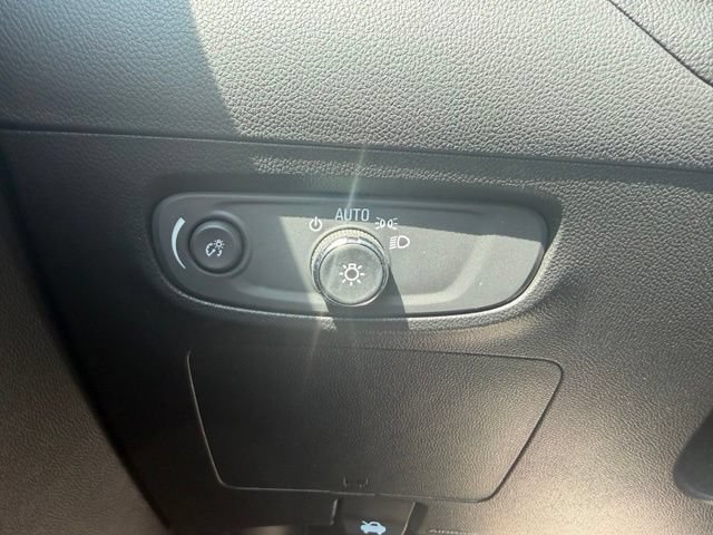 Used 2024 Buick Encore GX Preferred w/ Comfort Package AWD/4WD image 13