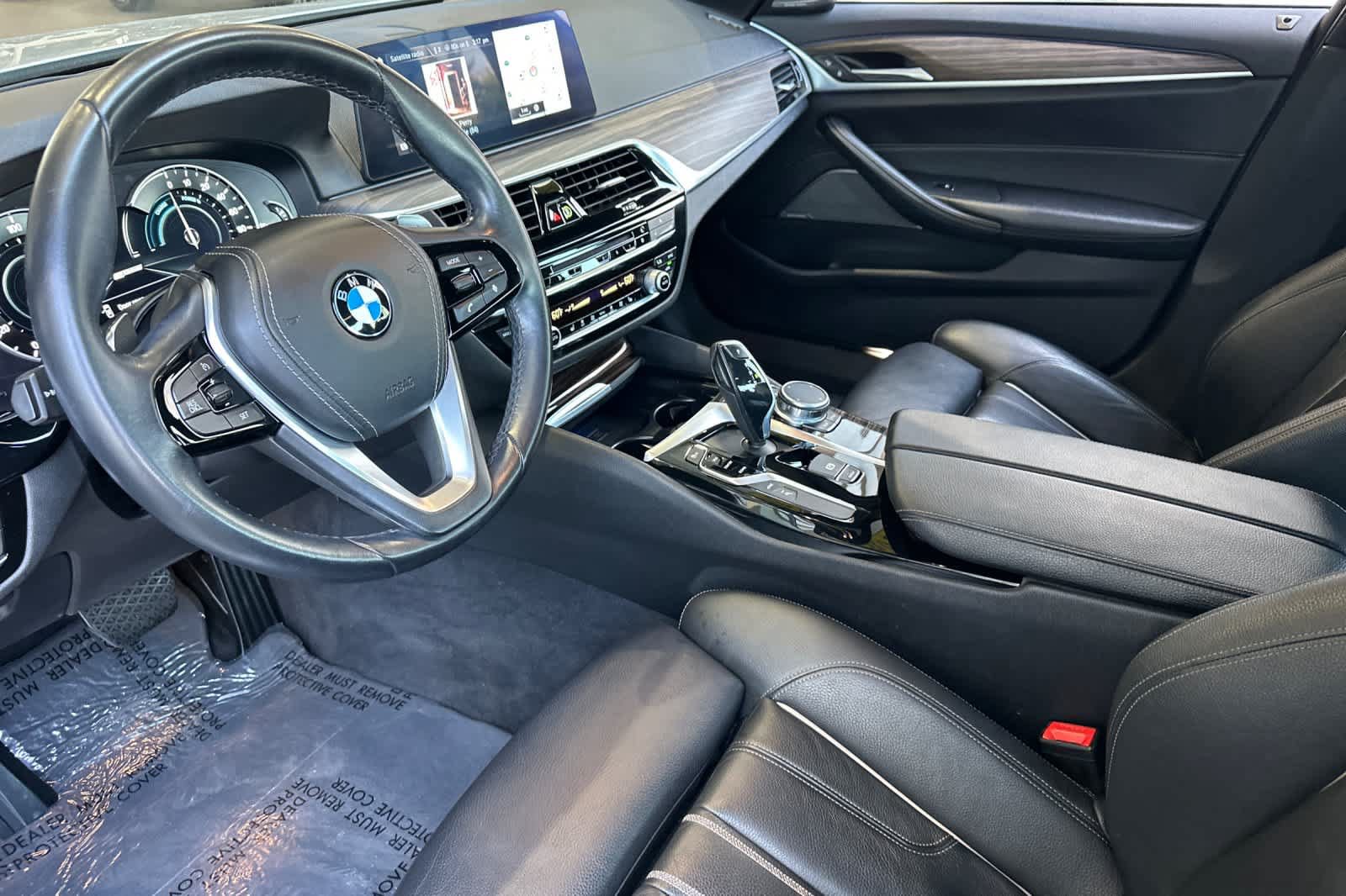 Used 2018 BMW 530e RWD image 9