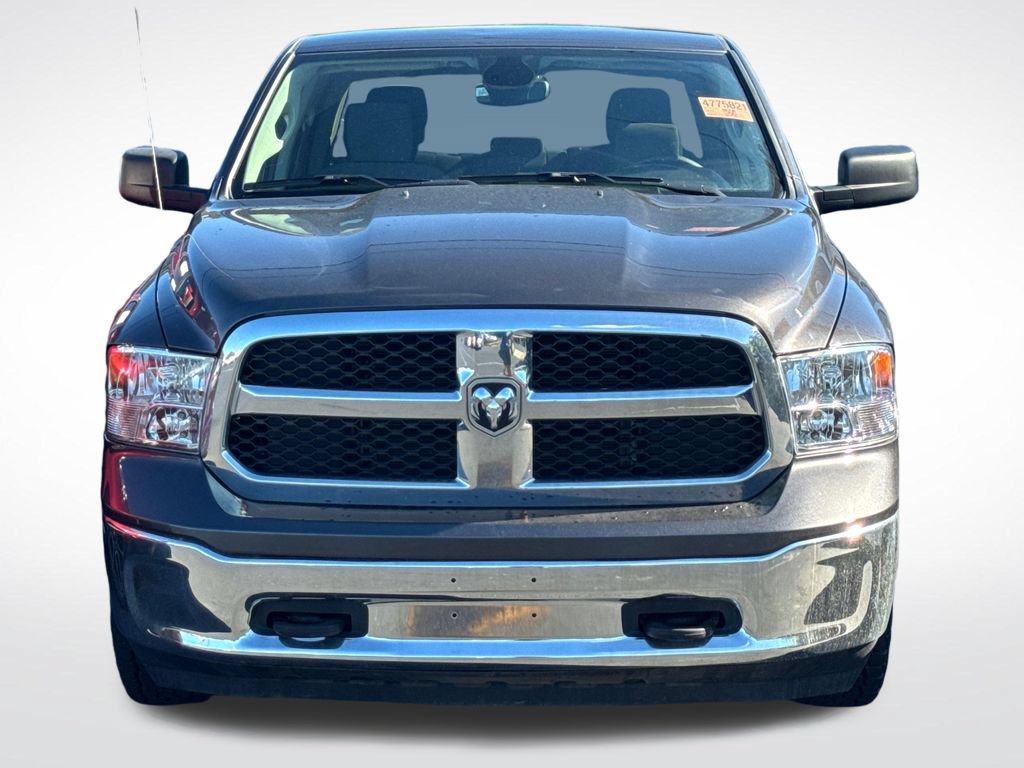 Used 2023 RAM 1500 Classic SLT w/ Protection Group AWD/4WD image 3