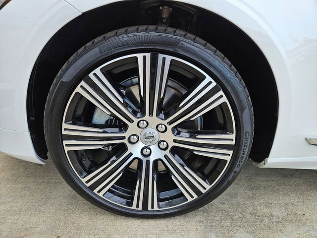 Certified 2023 Volvo S90 B6 Plus w/ Protection Package Premier image 9