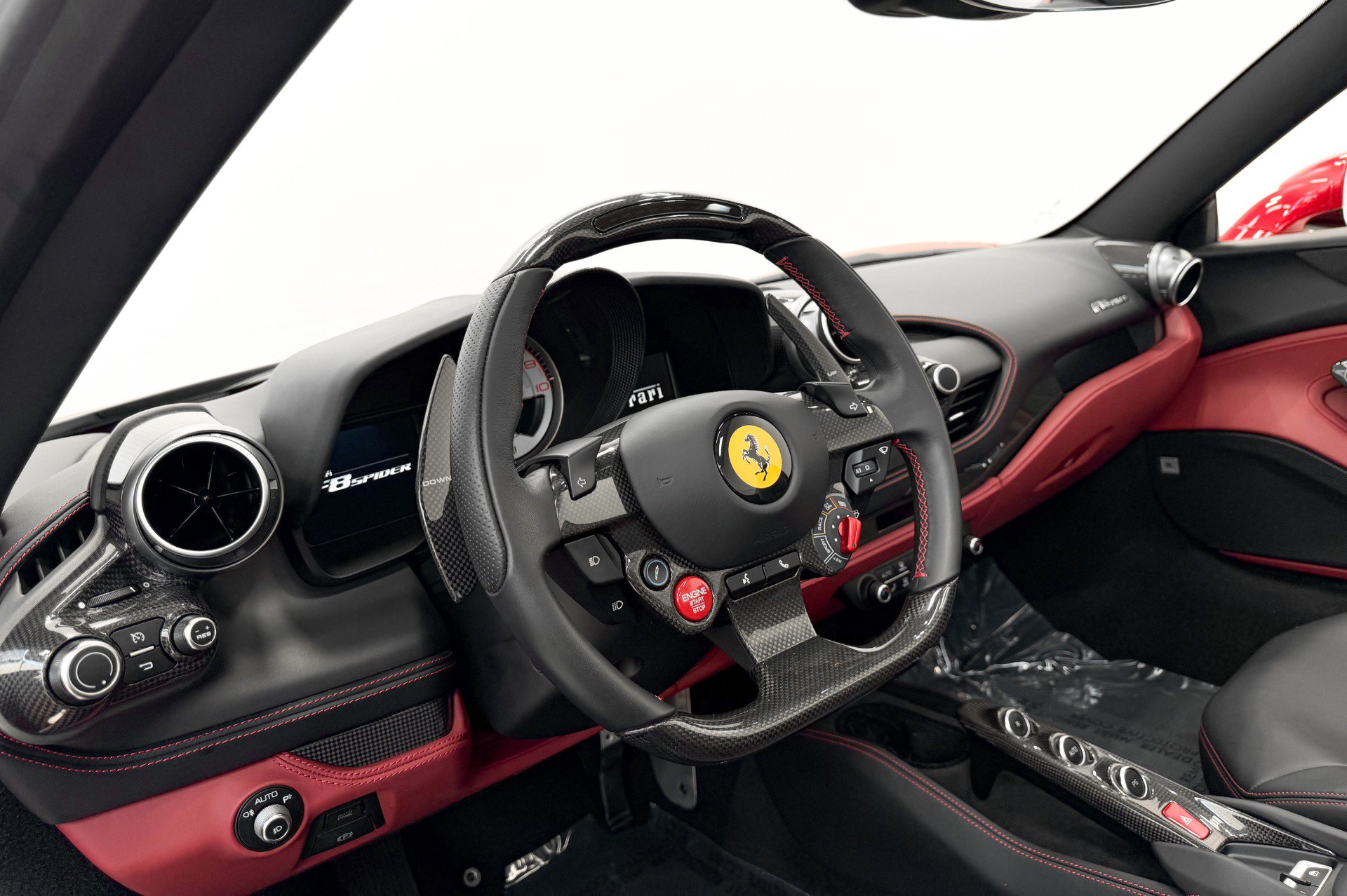 Used 2023 Ferrari F8 Tributo RWD image 13