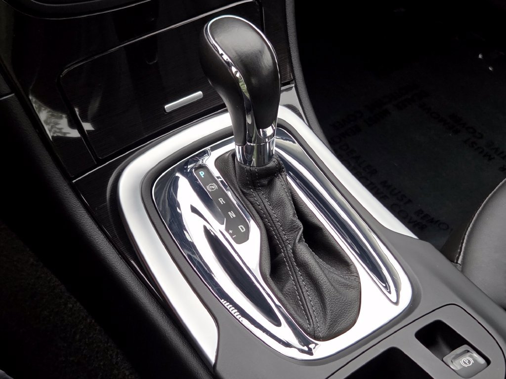 Used 2015 Buick Regal Premium FWD image 35