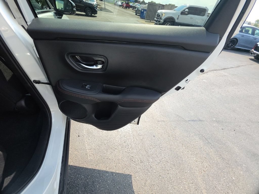 Certified 2026 Honda HR-V Sport image 30