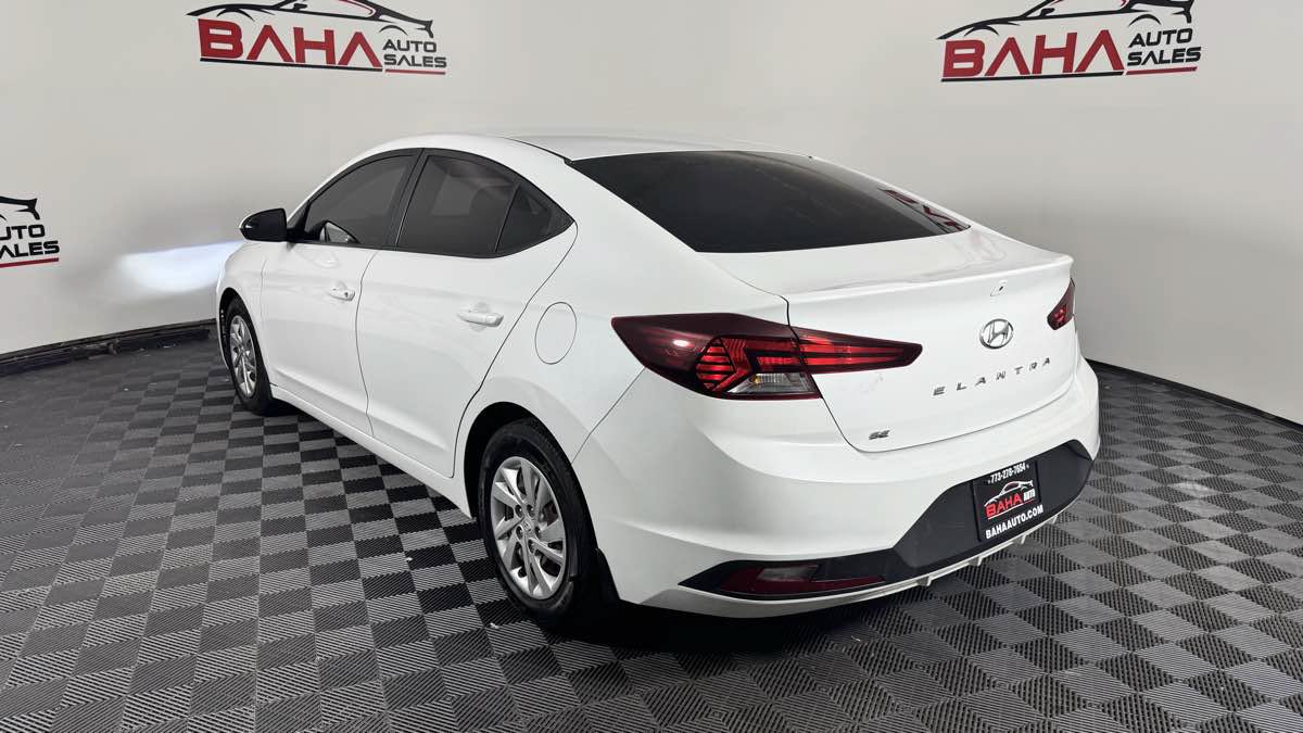 Used 2020 Hyundai Elantra SE w/ Cargo Package (C1) FWD image 5