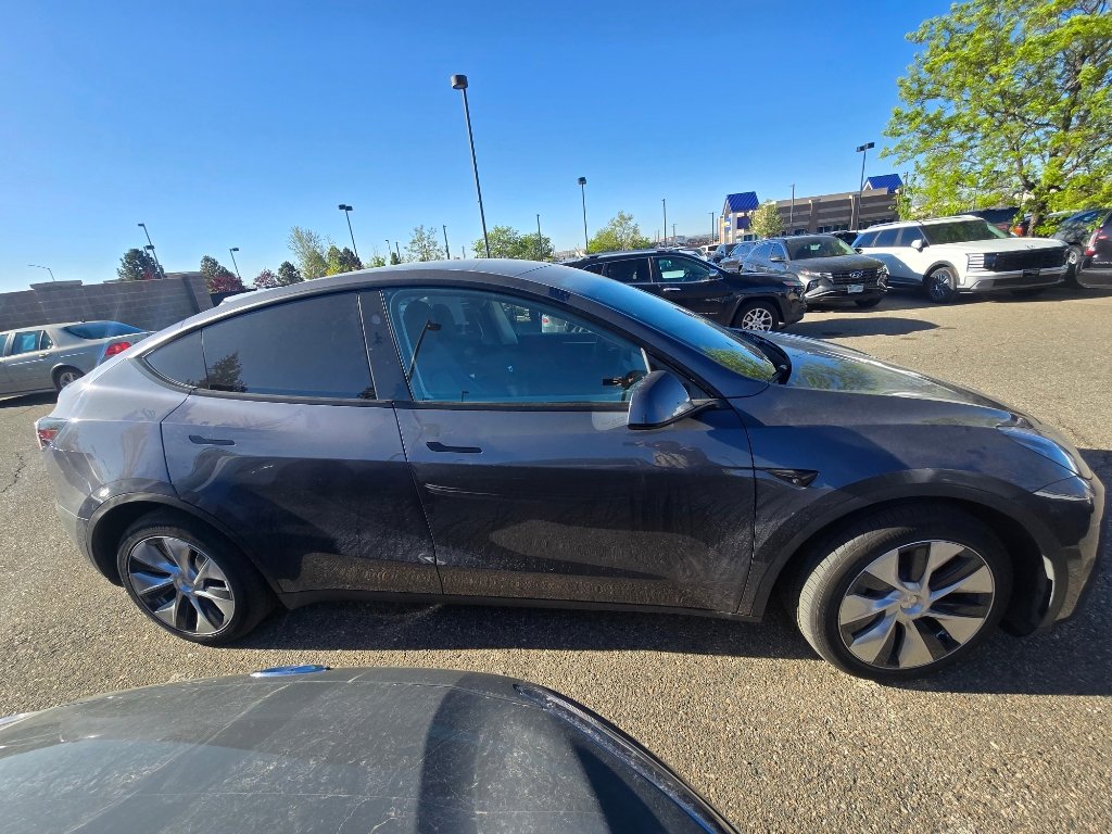 Used 2023 Tesla Model Y Long Range AWD/4WD image 6
