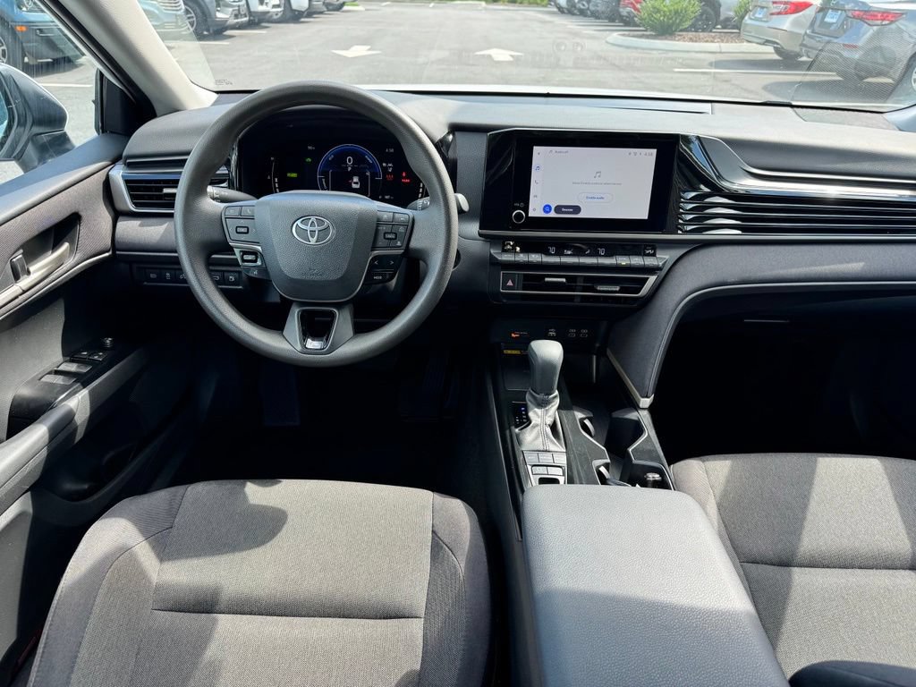 Used 2025 Toyota Camry LE FWD image 10