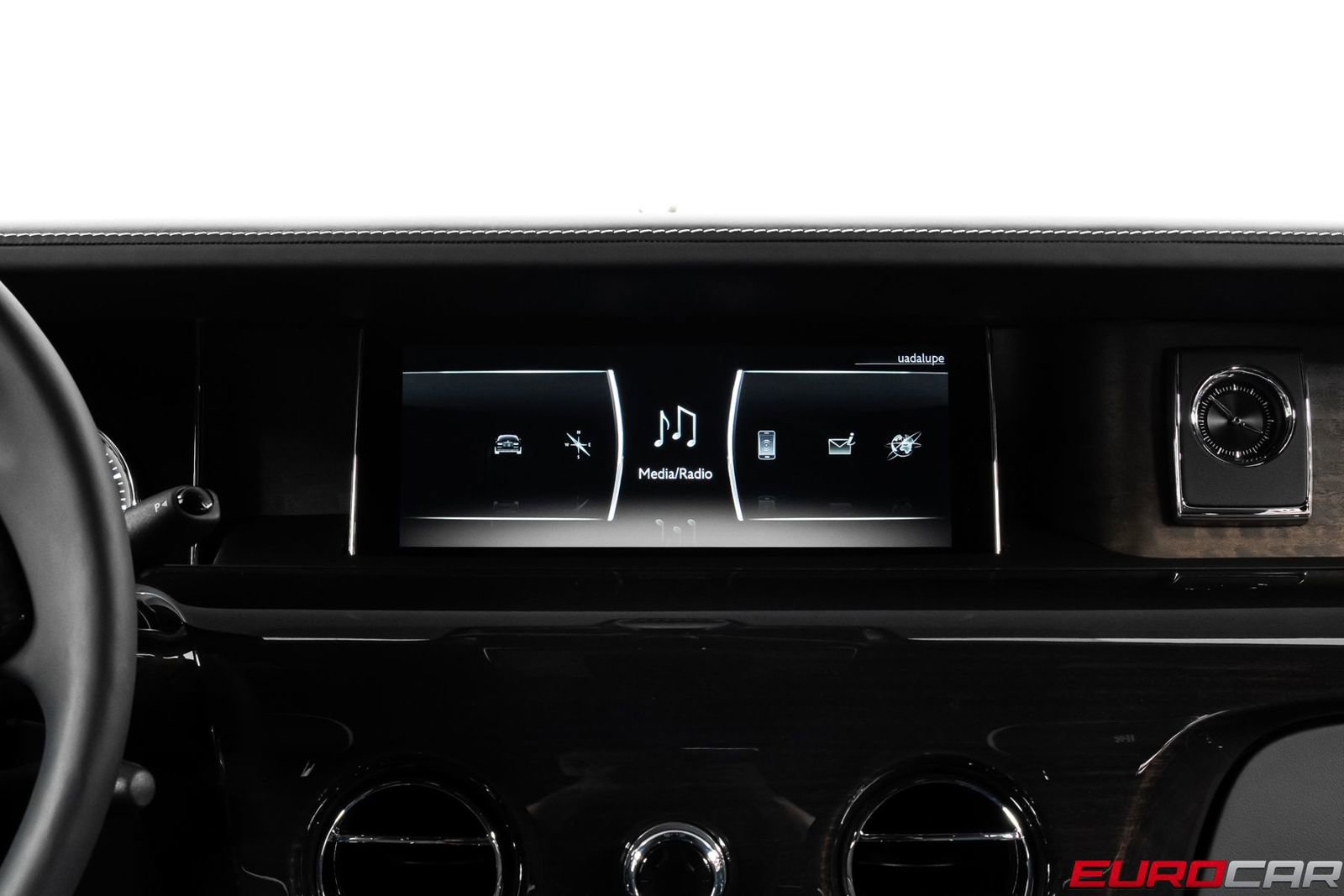 Used 2024 Rolls-Royce Phantom Sedan w/ The Phantom Package RWD image 30