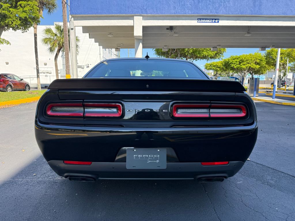 Used 2019 Dodge Challenger SRT Hellcat Redeye image 5