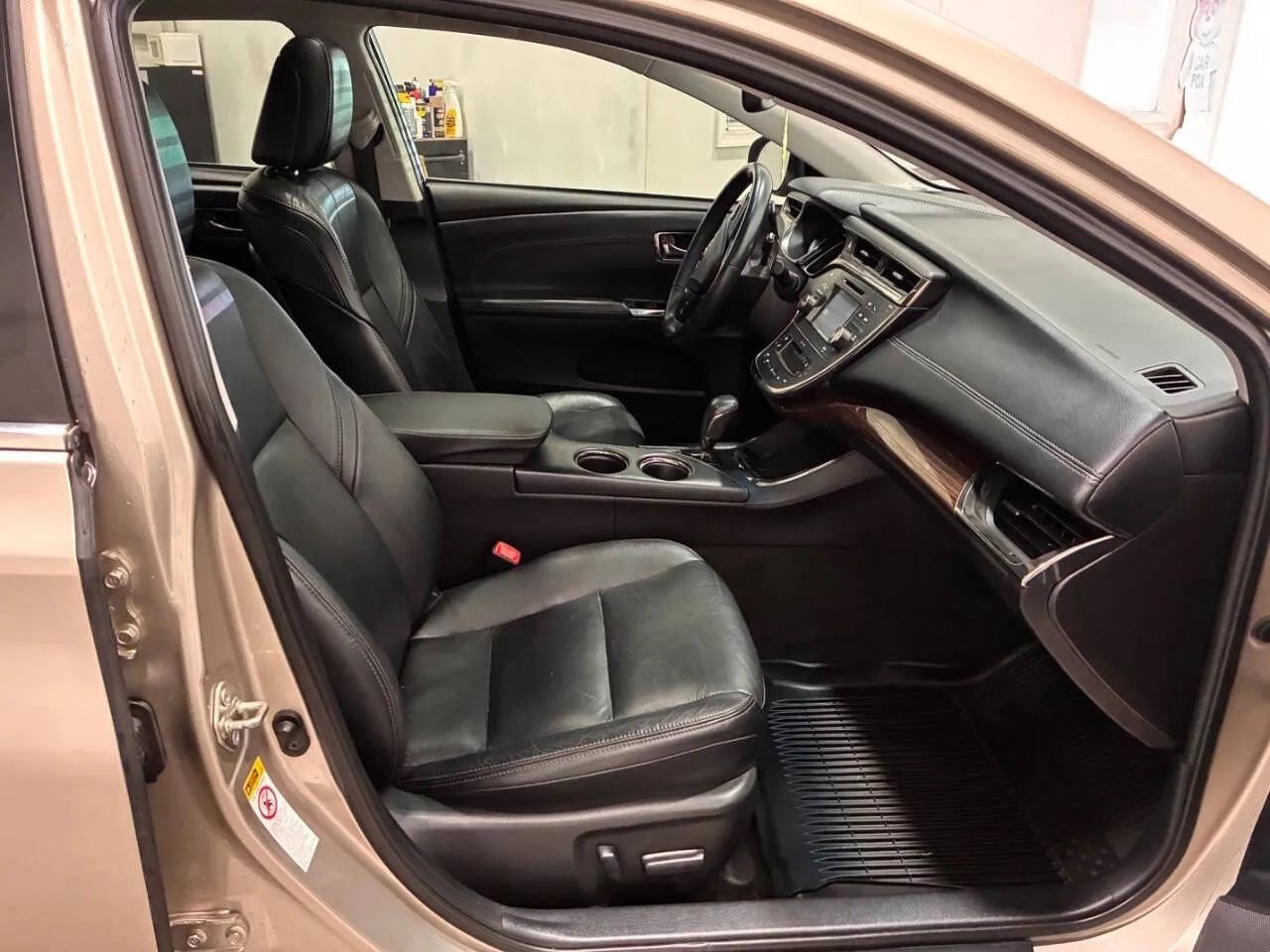 Used 2014 Toyota Avalon XLE Touring image 20