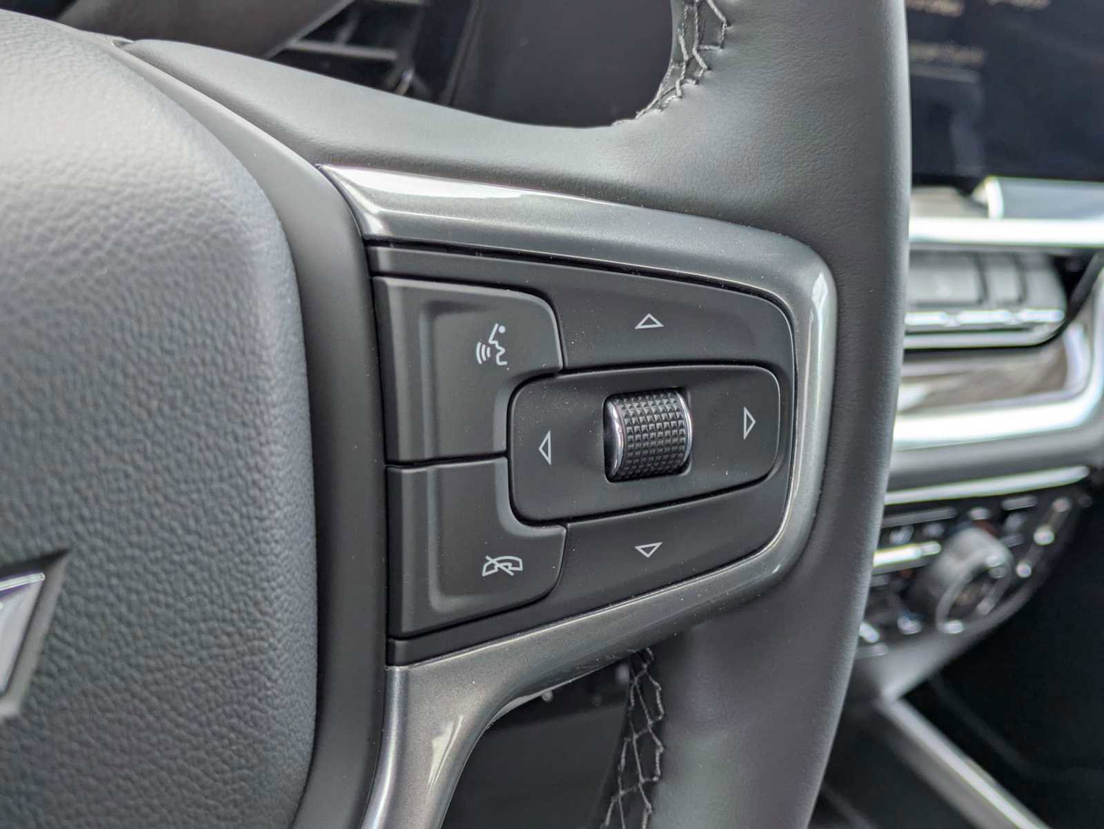 New 2025 Chevrolet Silverado 3500 LTZ w/ LTZ Convenience Package AWD/4WD image 28