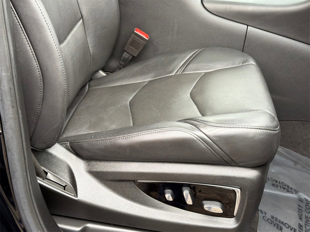Used 2020 Cadillac Escalade ESV Luxury image 15
