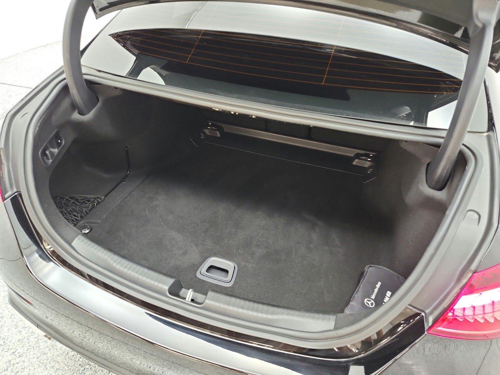 Used 2024 Mercedes-Benz C 300 4MATIC Sedan image 22
