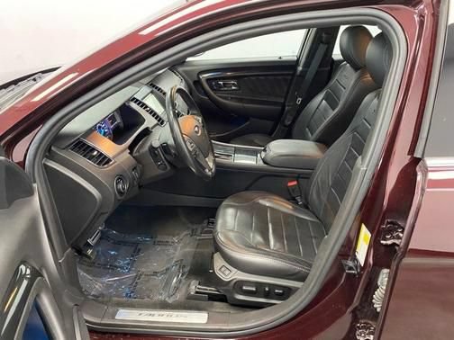 Used 2018 Ford Taurus SHO w/ Driver Assist Package AWD/4WD image 19